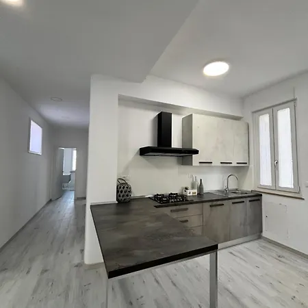 Grey House Apartment Arezzo