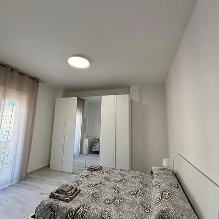 Grey House * Arezzo